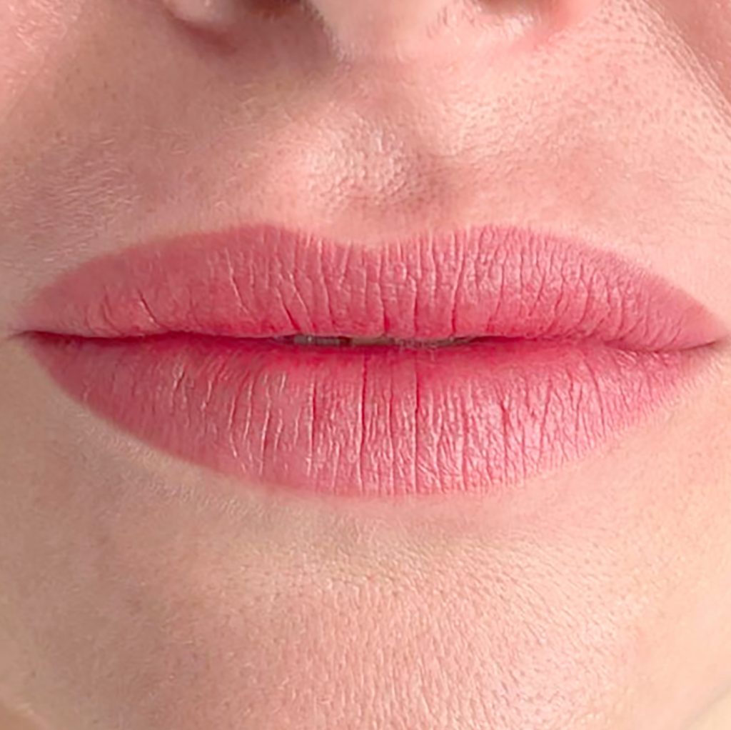 micropigmentacion-de-labios-acuarela-cicatrizados